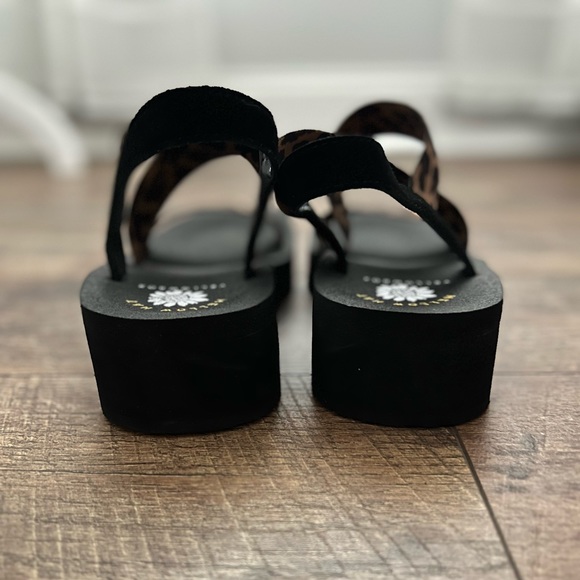 YELLOWBOX | Mellow Mat Animal print wedge sandals - Picture 5 of 7